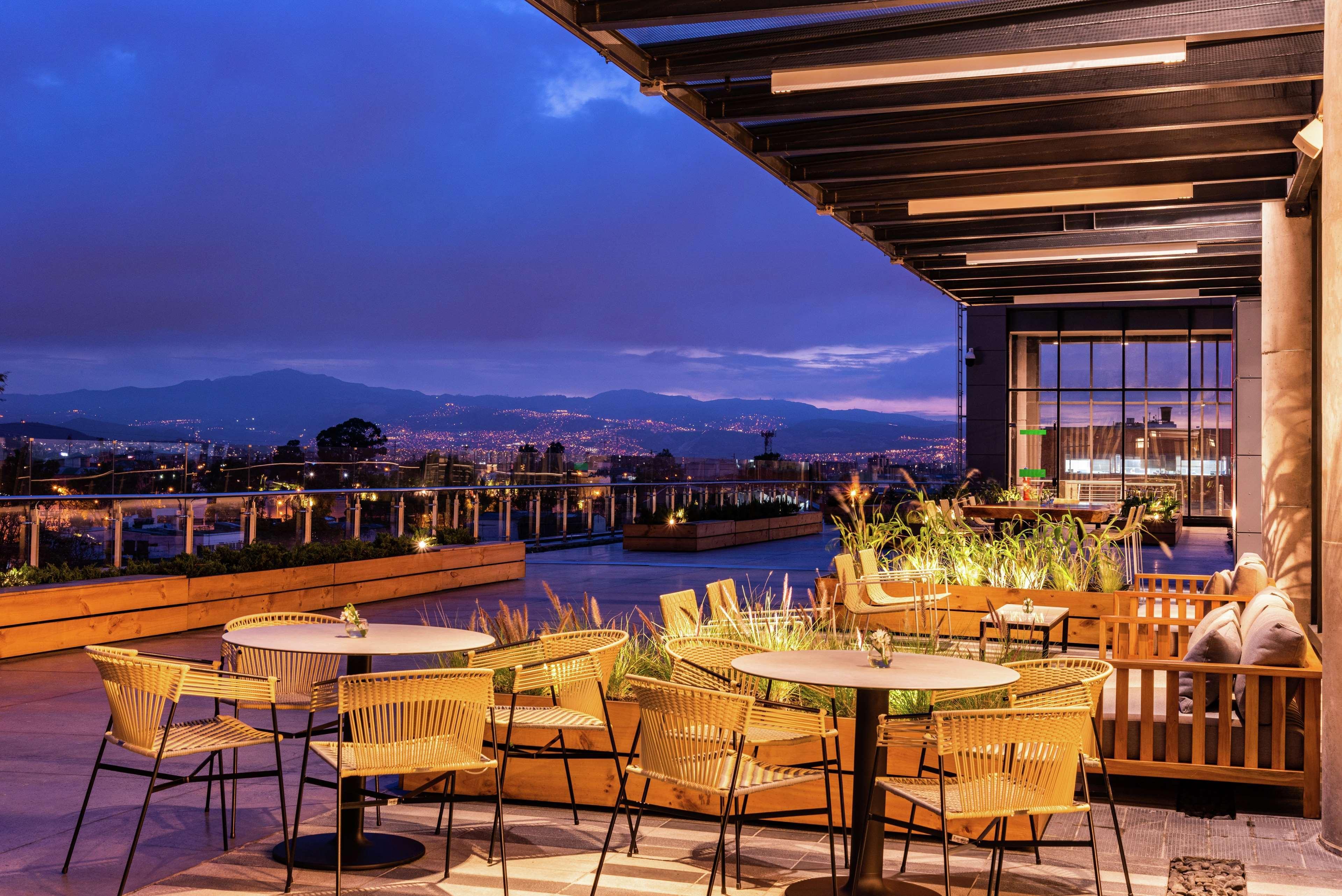 Hilton Bogota Corferias Hotel Bagian luar foto
