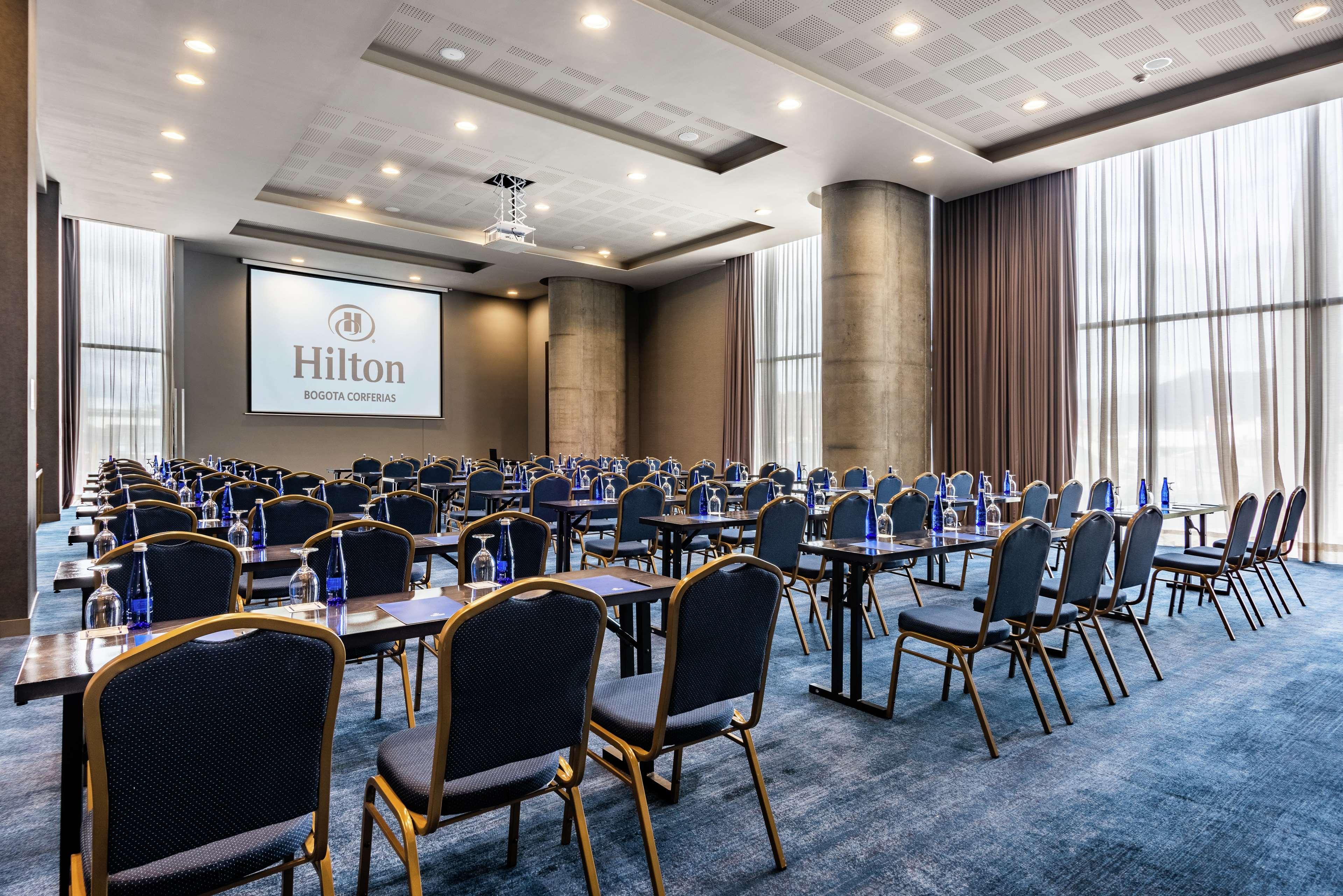 Hilton Bogota Corferias Hotel Bagian luar foto