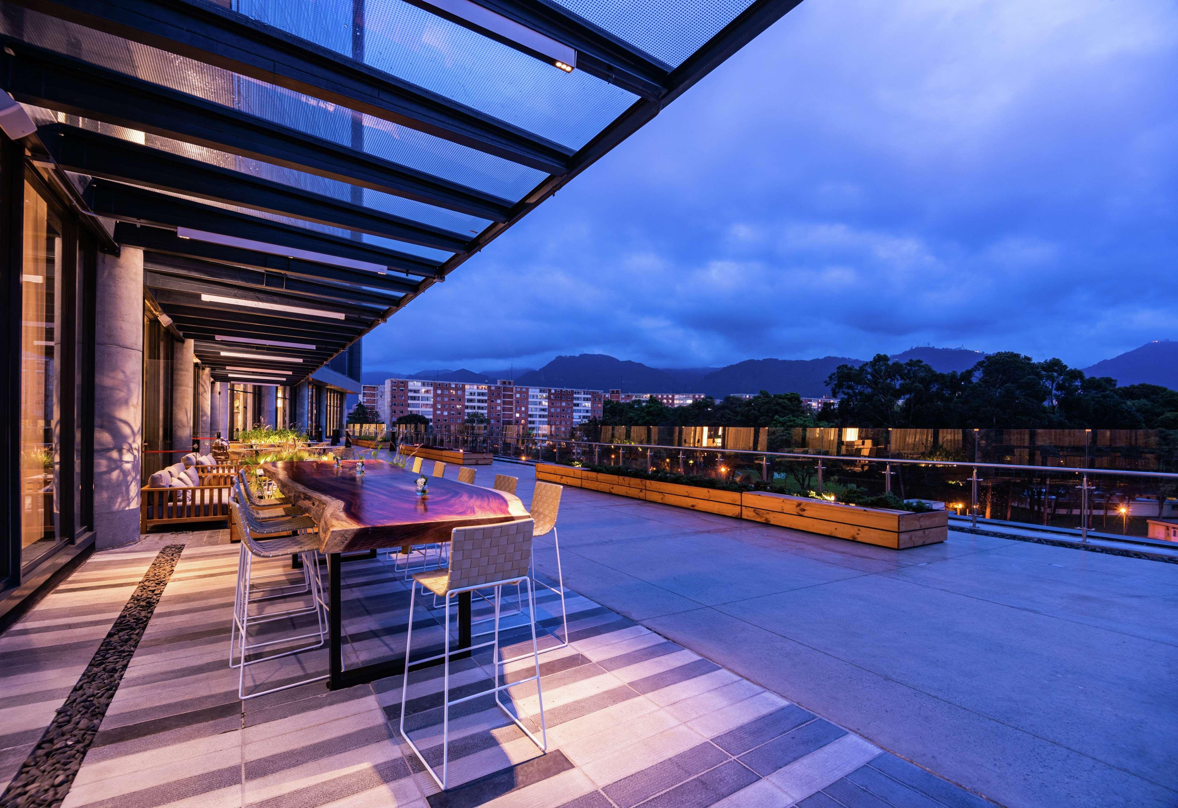 Hilton Bogota Corferias Hotel Bagian luar foto